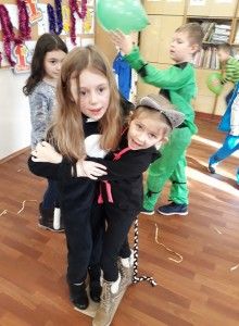 27153276_757163801141814_1310099918_n