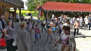 2018-05 -05 Kiwanis mit Hortkindern Bambi beim Partner in Zielona Gora