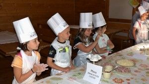 2018-05 -05 Kiwanis mit Hortkindern Bambi beim Partner in Zielona Gora