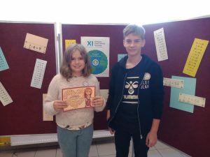 Dwoje zwycięzców z kl.7