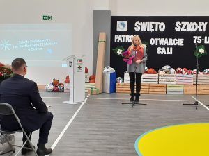 przemówienie zaproszonego gościa na szkolną uroczystość