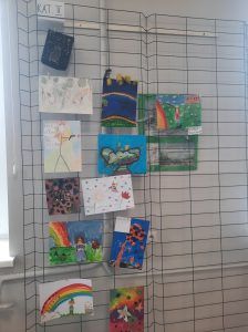 na zdjęciu widać prace konkursowe