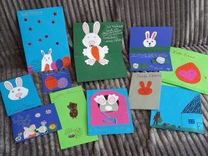 na zdjęciu kartki świąteczne