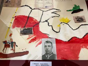 praca plastyczna przedstawiająca symbole narodowe