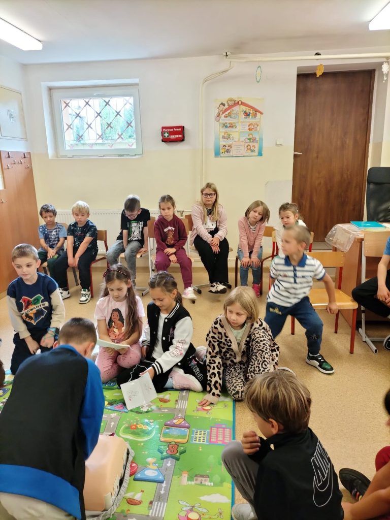 Mały człowiek może zostać małym ratownikiem.