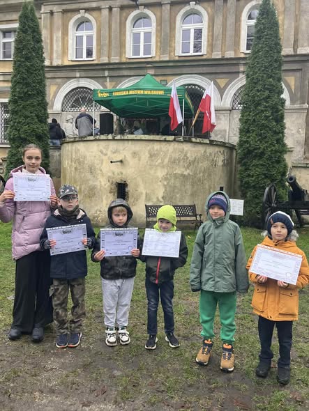 "Drogi do Niepodległości"