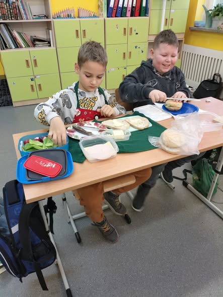 Pierwszaki zdrowe śniadanie potrafią przygotować